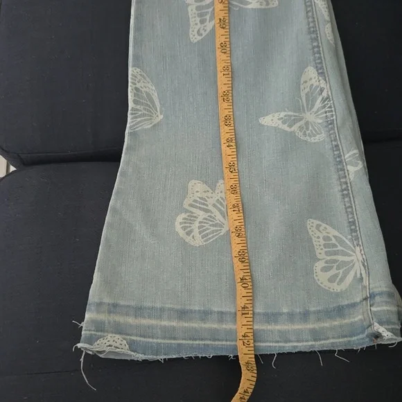 NWOT Junior No Boundaries  Light Blue Denim Bell Bottom Jeans Size M (7-9) - Picture 16 of 16